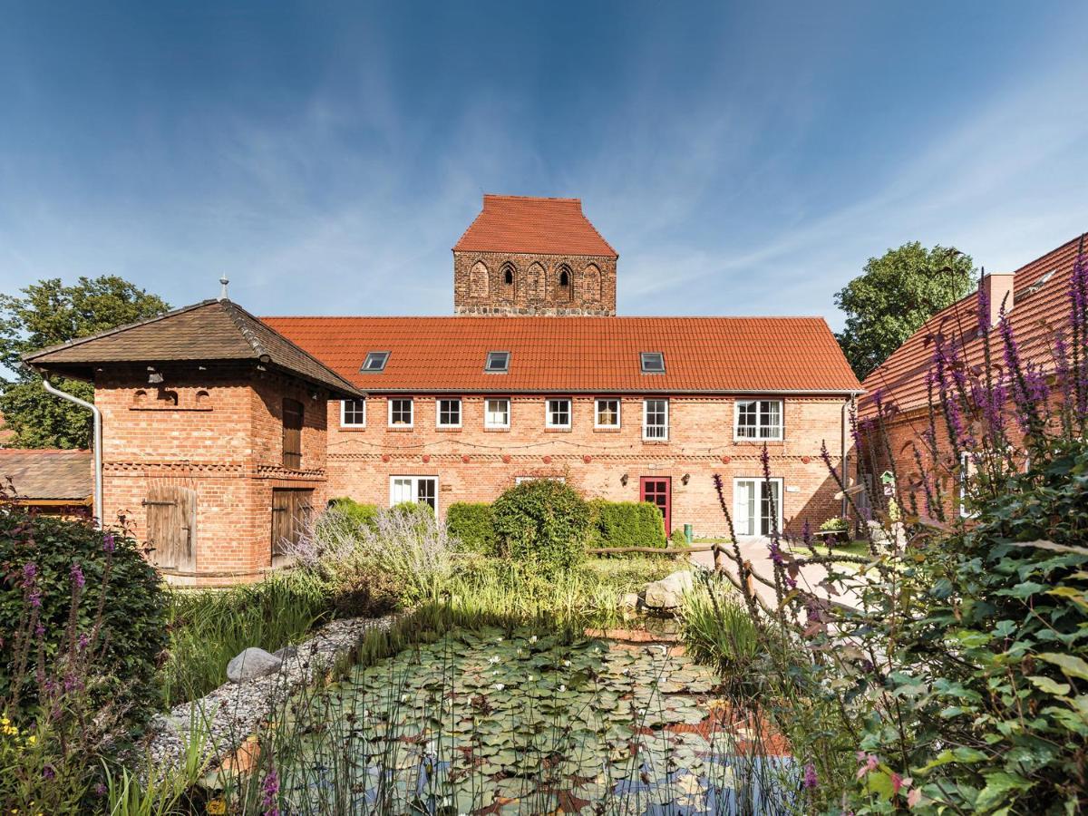 Project June - Ehemals Landgasthof Jueterbog Exterior photo